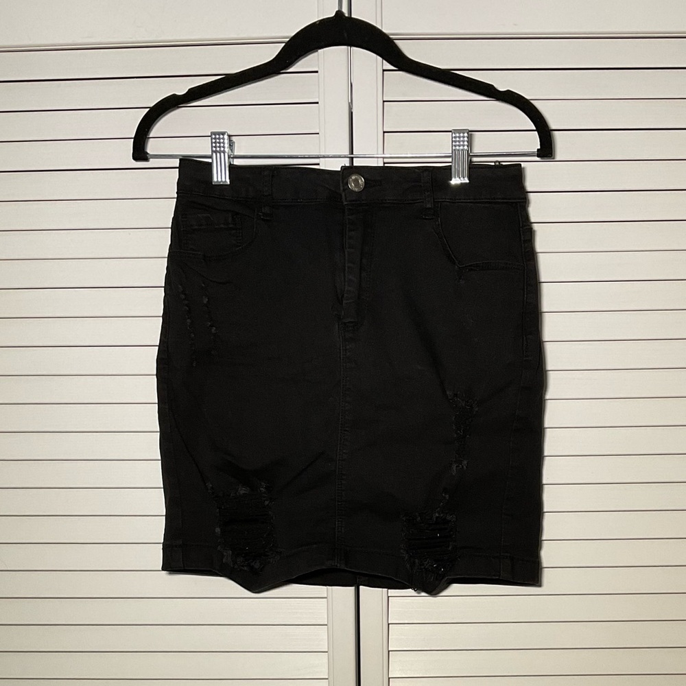 MISSGUIDED Black Denim Skirt